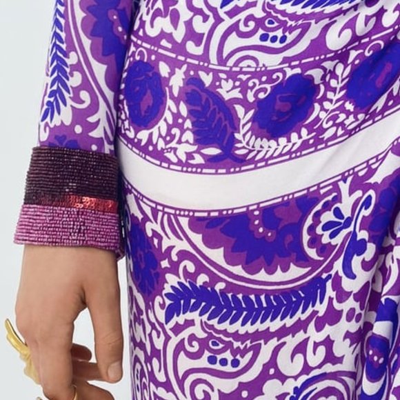 NWT BEADED PRINTED PURPLE BLOUSE. - Picture 2 of 6